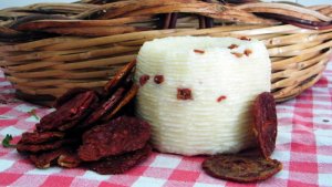 pecorino primo sale con pomodoro secco - Arancia Mia